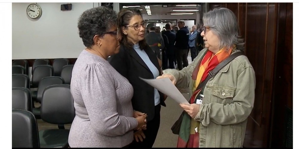 Servidores do Estado pedem reposição salarial