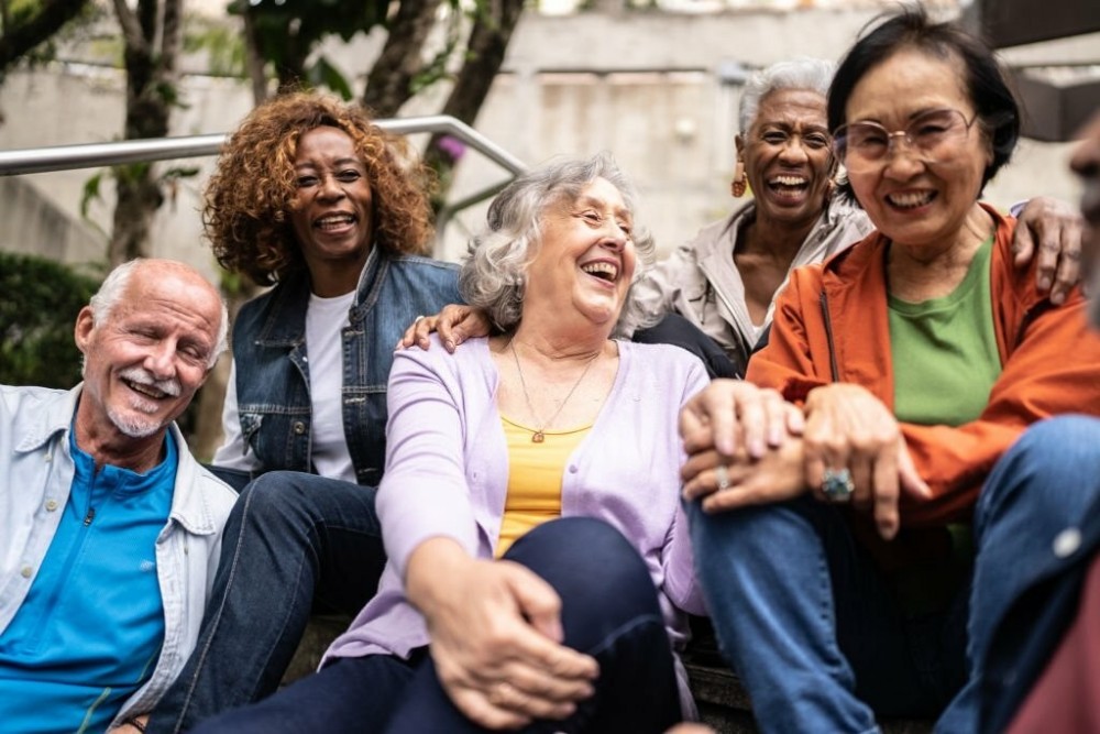 Vida na Maturidade - Sinapers celebra o mês do idoso com programação especial. 
