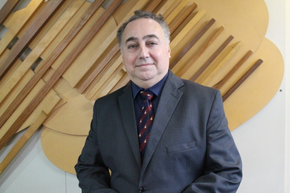 Primeira privatização da CEEE agravou crise da empresa Primeira privatização da CEEE agravou crise da empresa