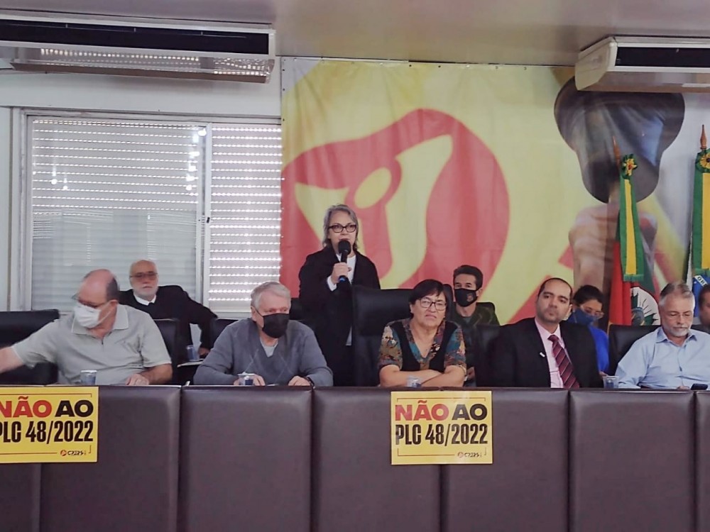 Entidades representativas dos servidores alertam em coletiva de imprensa, sobre os riscos do Regime de Recuperação Fiscal