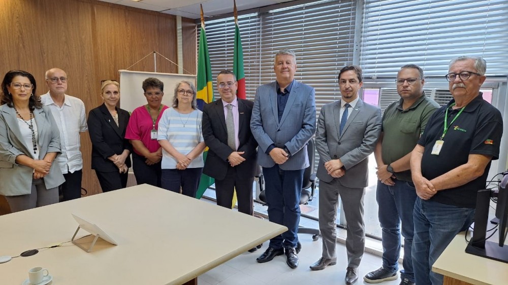 SINAPERS participa de visita institucional ao novo presidente do IPE Saúde